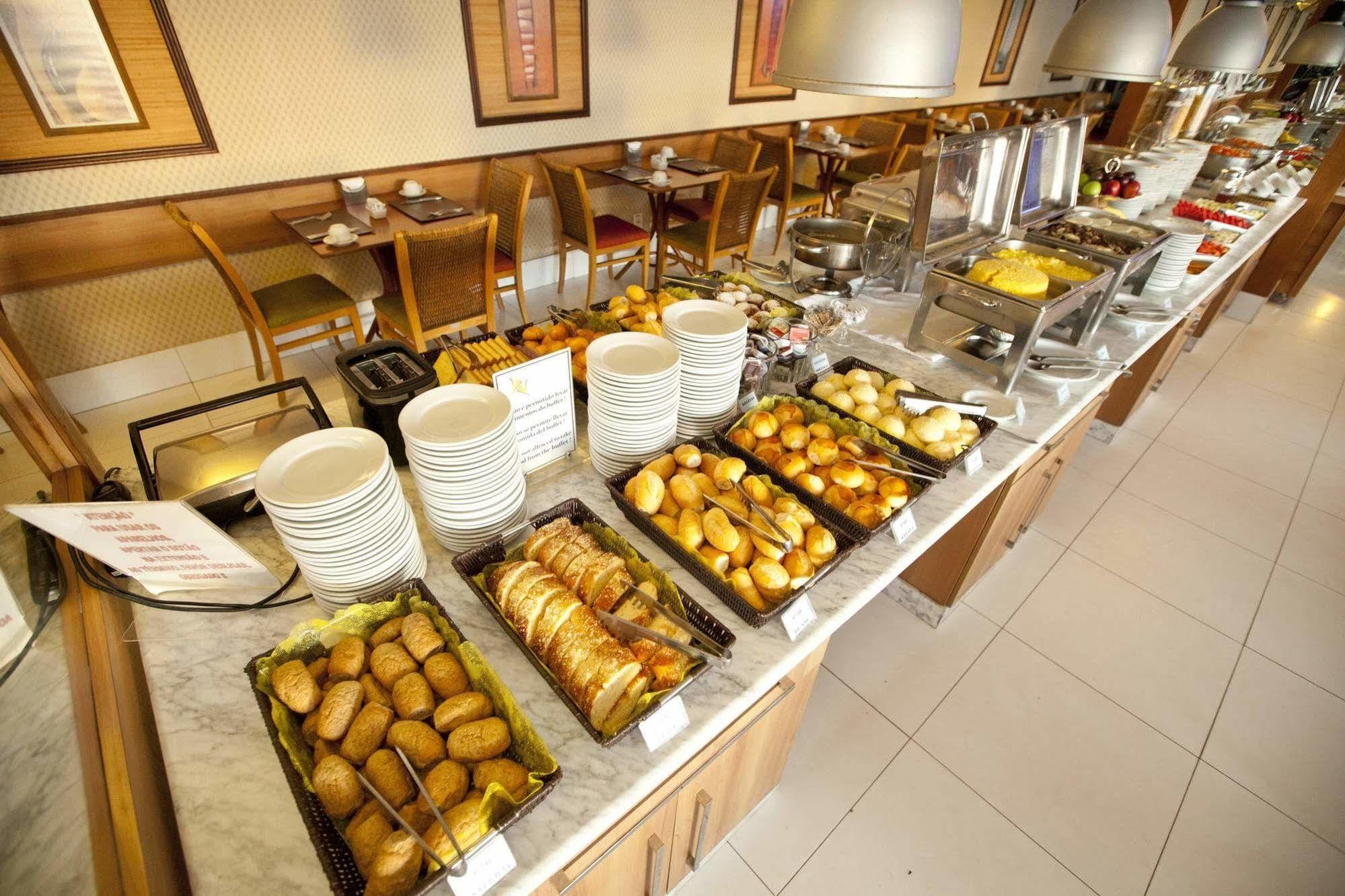 阿夸瑞斯普拉伊亚酒店 阿拉卡茹 外观 照片